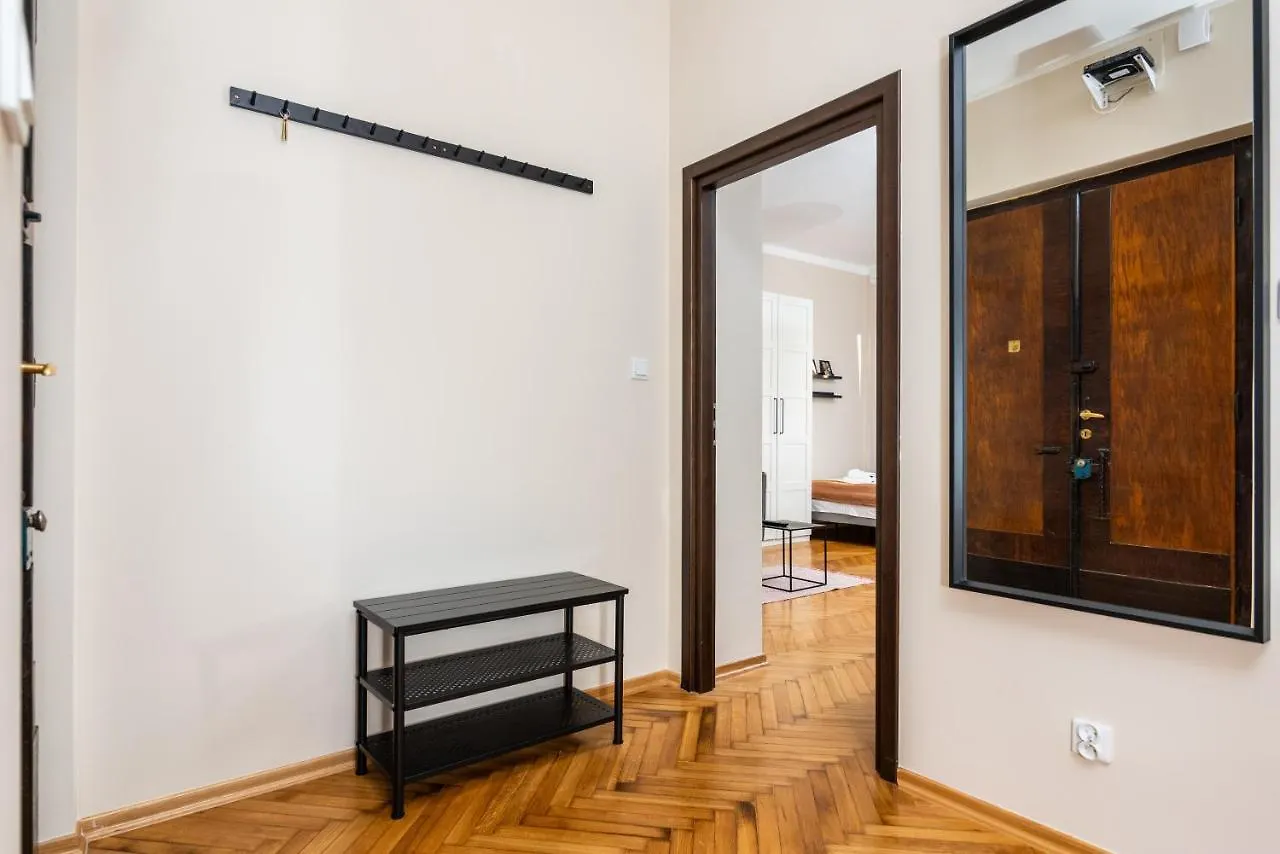 Spacious Apartment Around The Food Market - 5' To The Market Square - By Upstairs Krakow